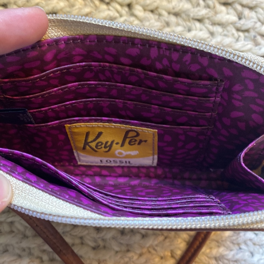 Fossil Wallet 😍 - Picture 6 of 6